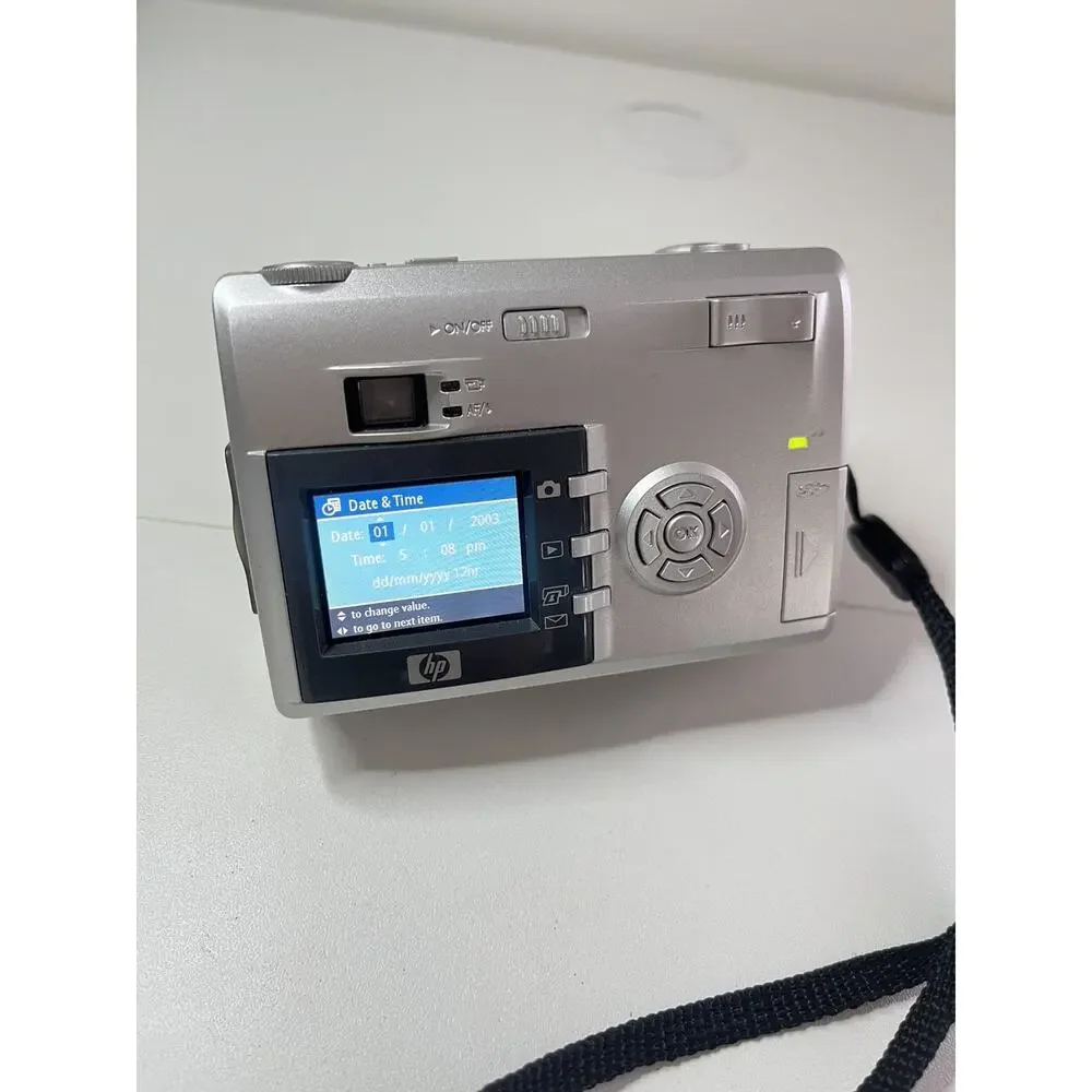 HP Photosmart 8886 Camera 5.3MP 21x Zoom Tested Docking Station Strap